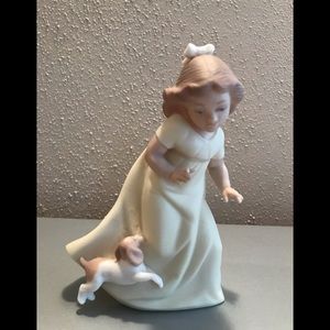 Lladro Girl with her puppy